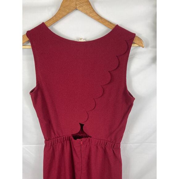 CRESCENT STITCH FIX Carisma burgundy scallop dress - Picture 6 of 6